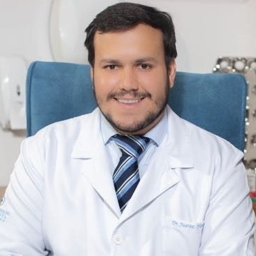 Dr. Juarez Naves