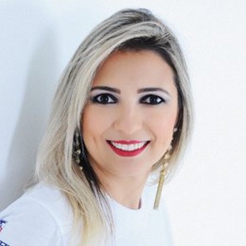 Angélica Surraila Gomes 