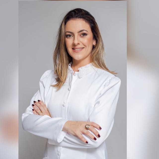 Dra. Marcela Maria Mattos Almeida