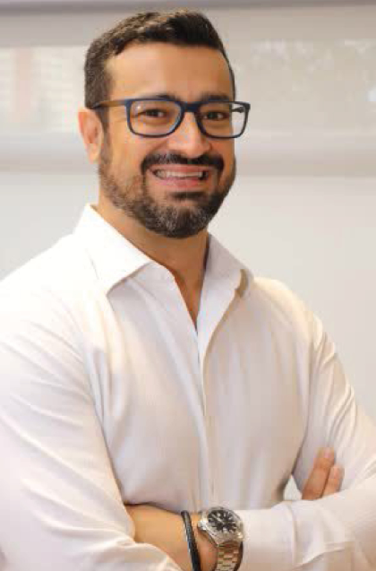 Dr. Thiago Sivieri