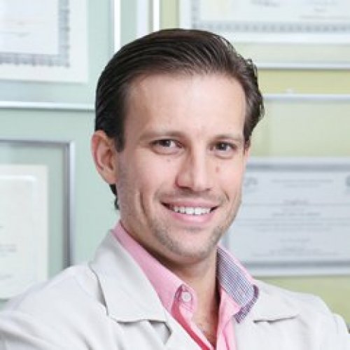 Dr. Leonardo Gregorio