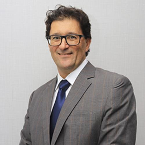 Dr. Amando José Gabriel