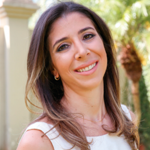 Dra. Flavia Ribeiro Funes