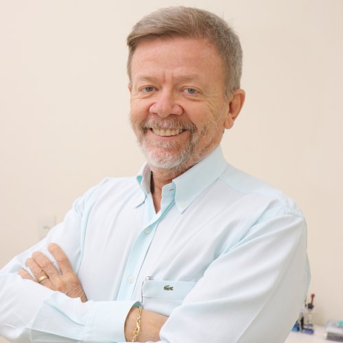 Dr. Everaldo Alves Nazareth Júnior