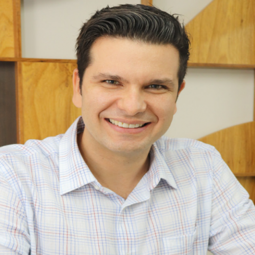 Dr. Marcos R Zanovelo Bueno
