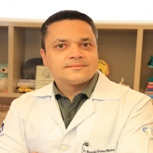 Dr. Ricardo Funes